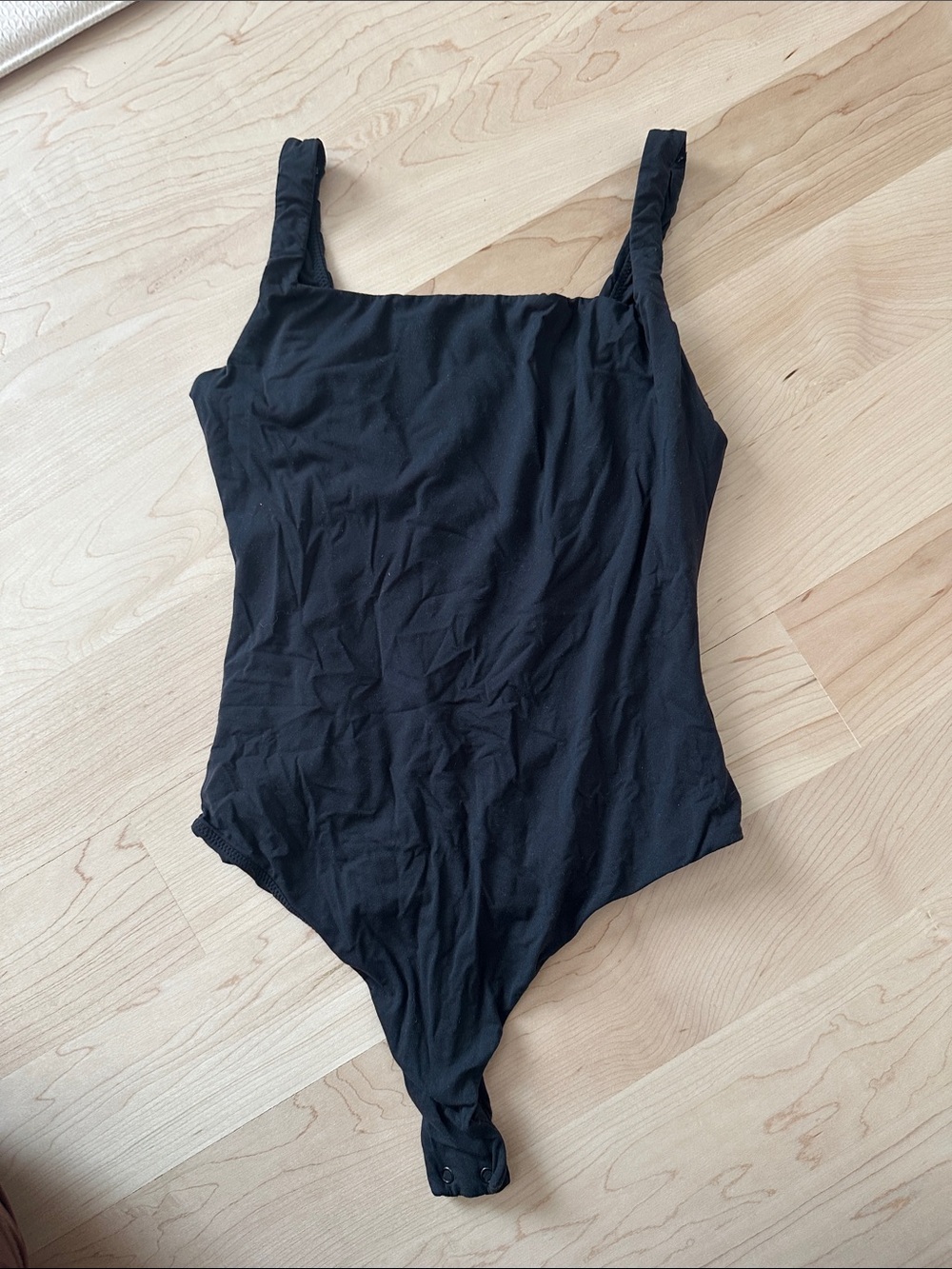 SKIMS fits everybody Square Neck Bodysuit